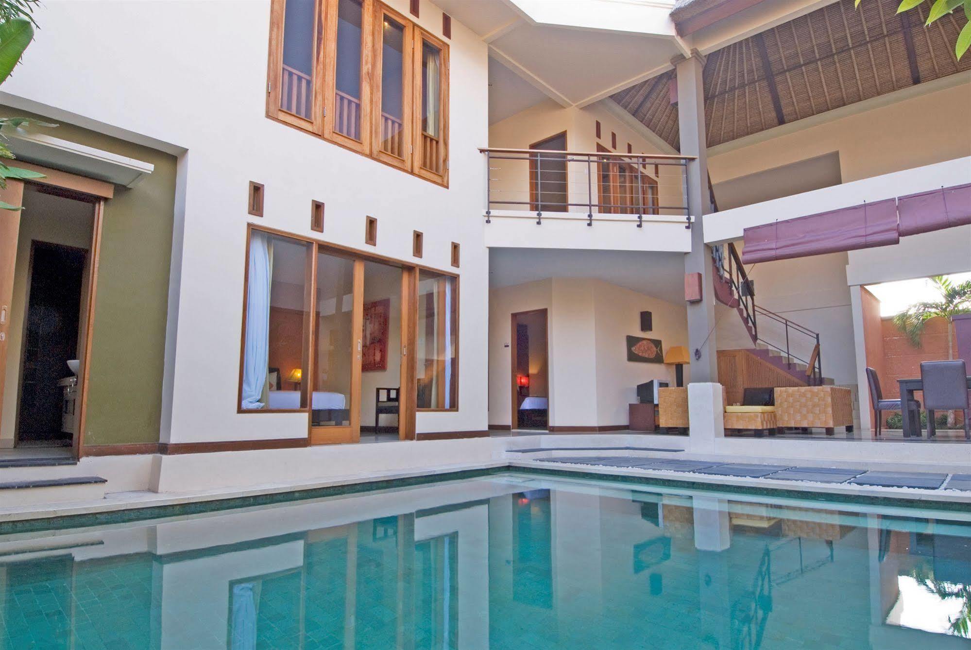 D'Alang Alang Villas Seminyak  Ngoại thất bức ảnh